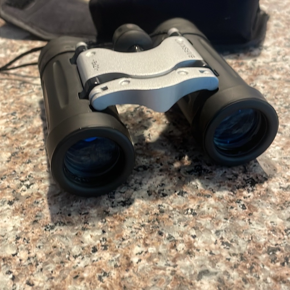 Barska 8x21 binoculars